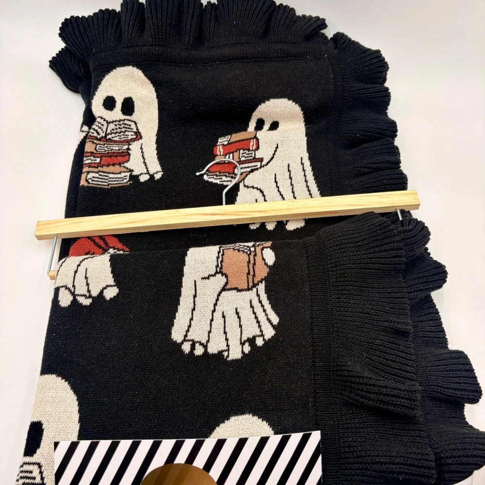 Grammercy Studio Ghost Reading Books Ruffle Blanket Black Halloween Bibliophile